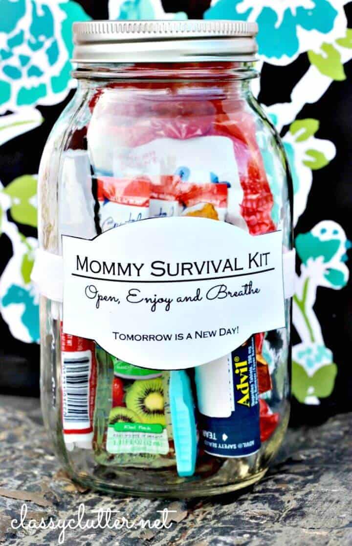 Adorable kit de supervivencia para mamás de bricolaje en un frasco - Manualidades con tarro de masón 