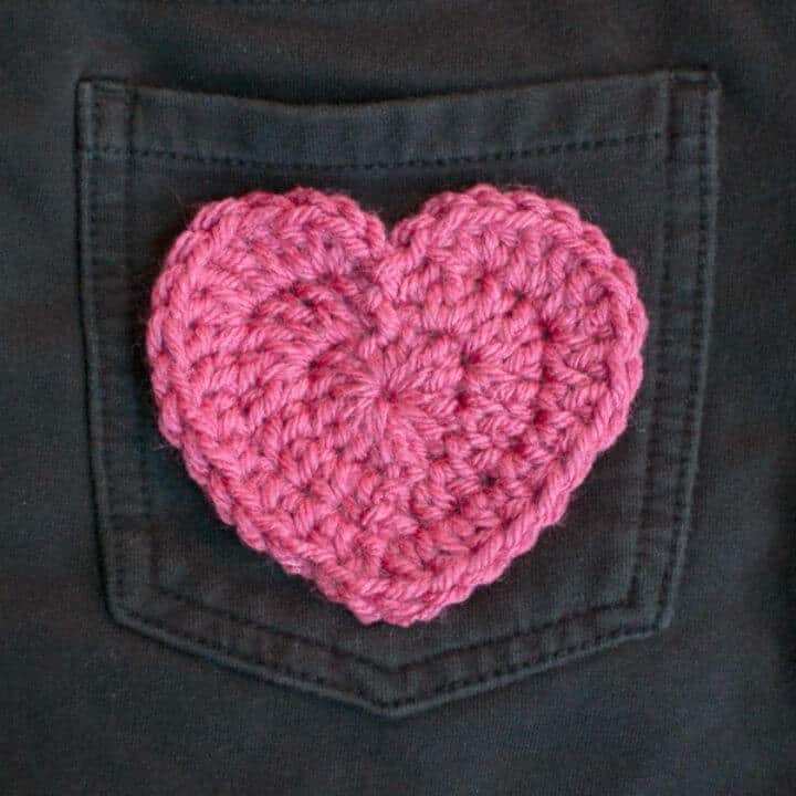 Free Crochet Cute Heart Applique Pattern