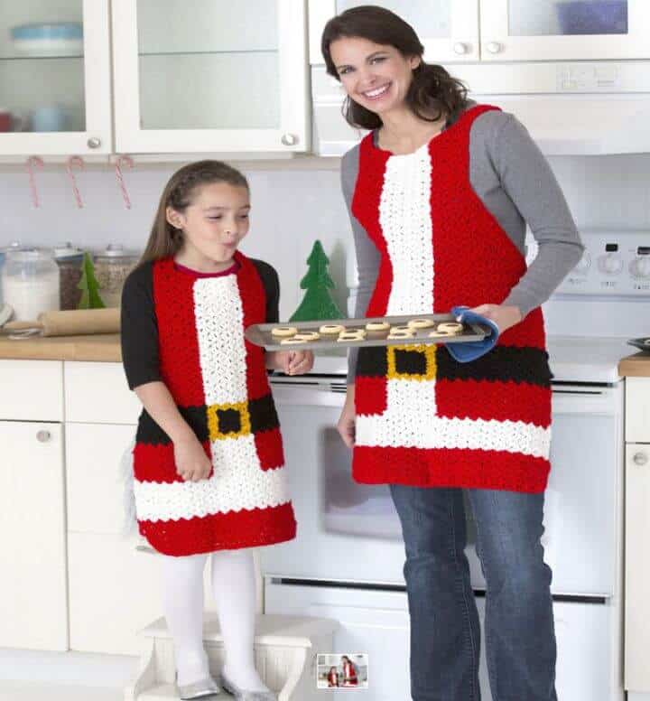 Patrón de delantales de Papá Noel de cocina de ganchillo gratis