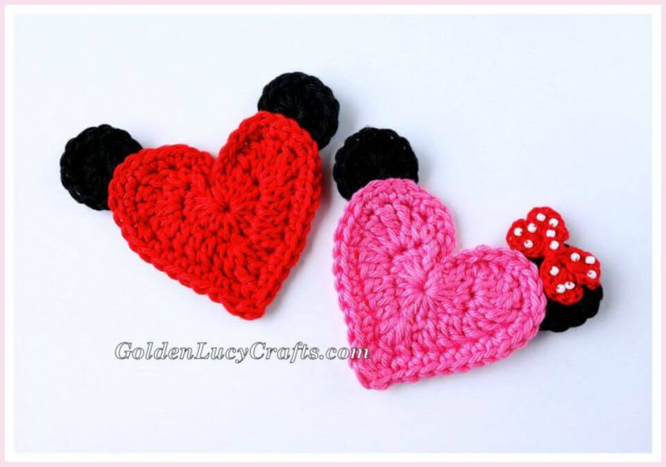 Patrón de apliques de corazón de Mickey y Minnie de ganchillo gratis