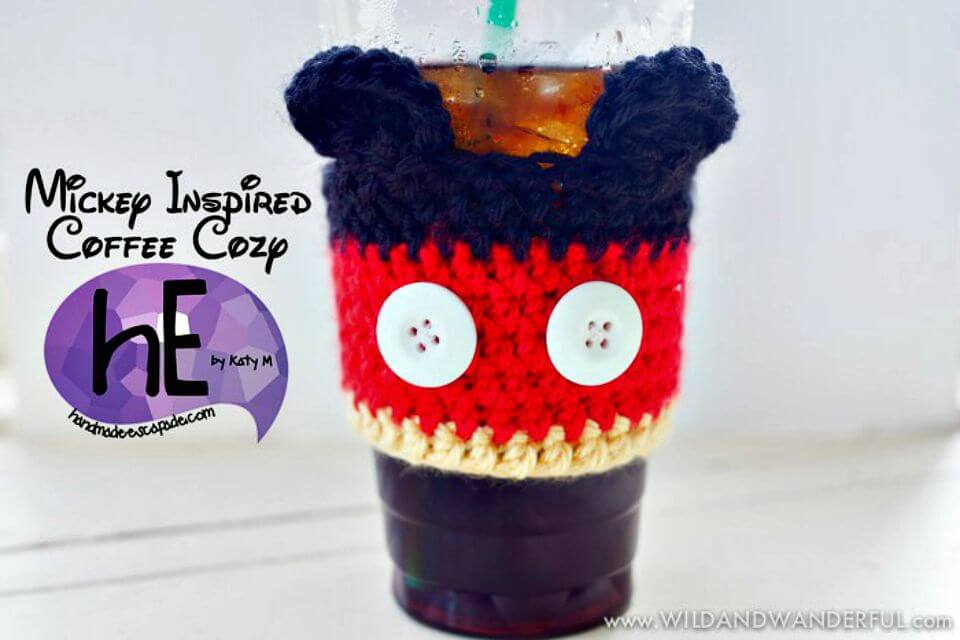 Crochet Mickey Mouse Coffee Cozy - Patrón gratuito