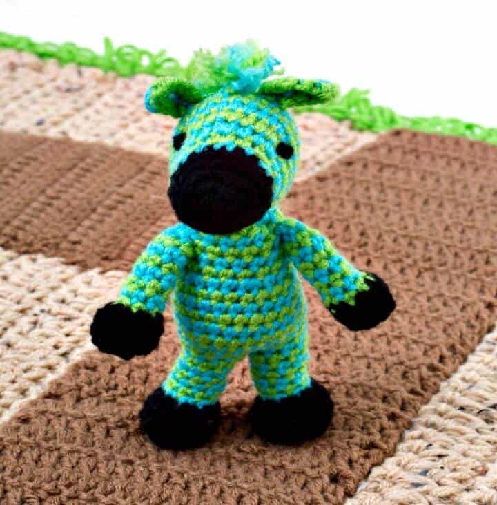 Free Crochet Zippy Zebra - Patrón gratuito