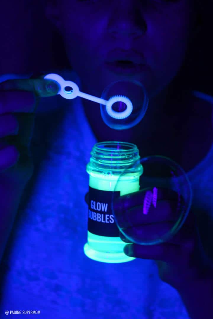 Receta DIY Glow Bubbles
