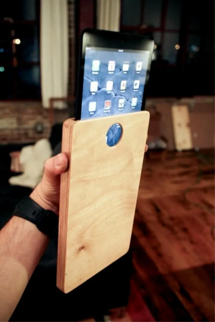 Caja de madera para iPad o tableta de bricolaje